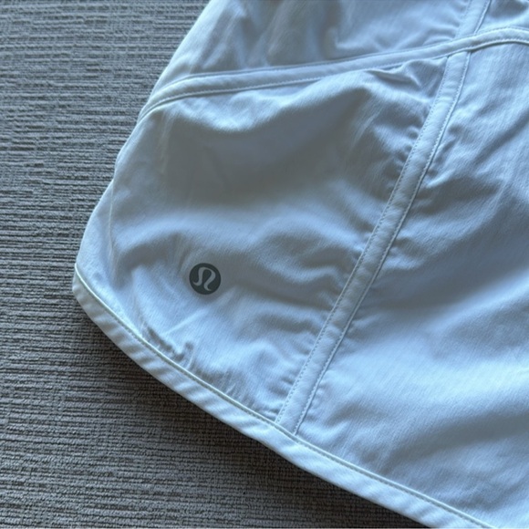lululemon track that 4” inseam shorts - Picture 4 of 4